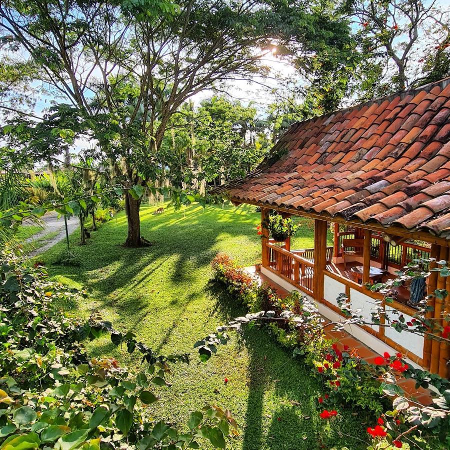 El Percal Hacienda Hotel Montenegro Ngoại thất bức ảnh