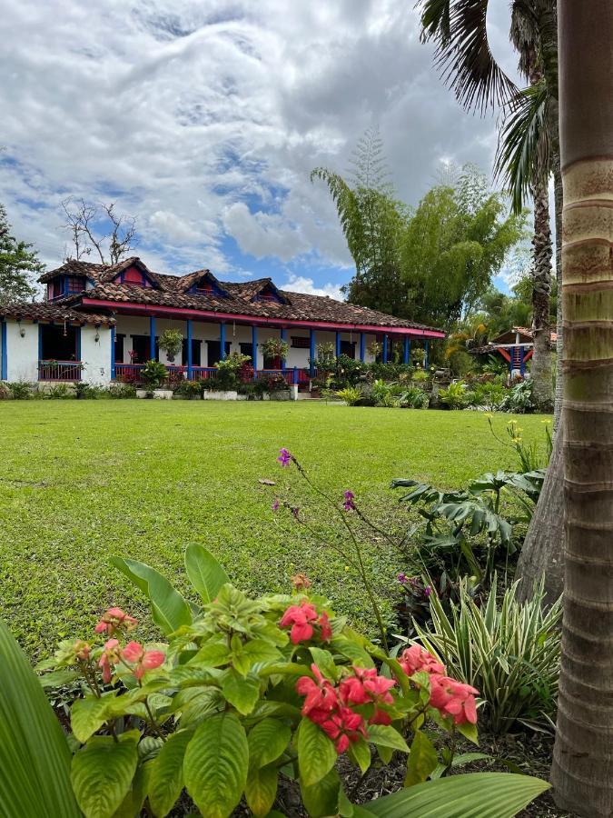 El Percal Hacienda Hotel Montenegro Ngoại thất bức ảnh