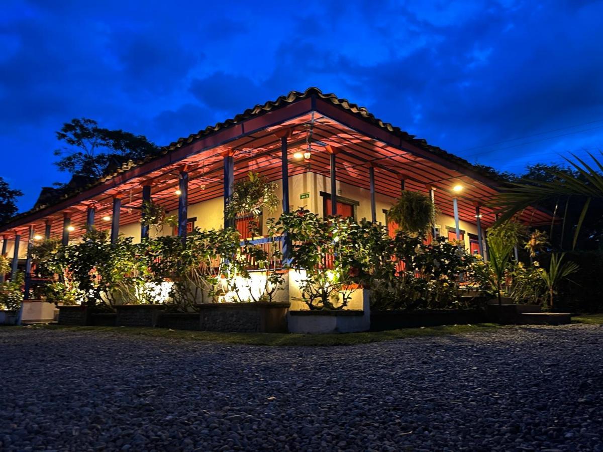 El Percal Hacienda Hotel Montenegro Ngoại thất bức ảnh