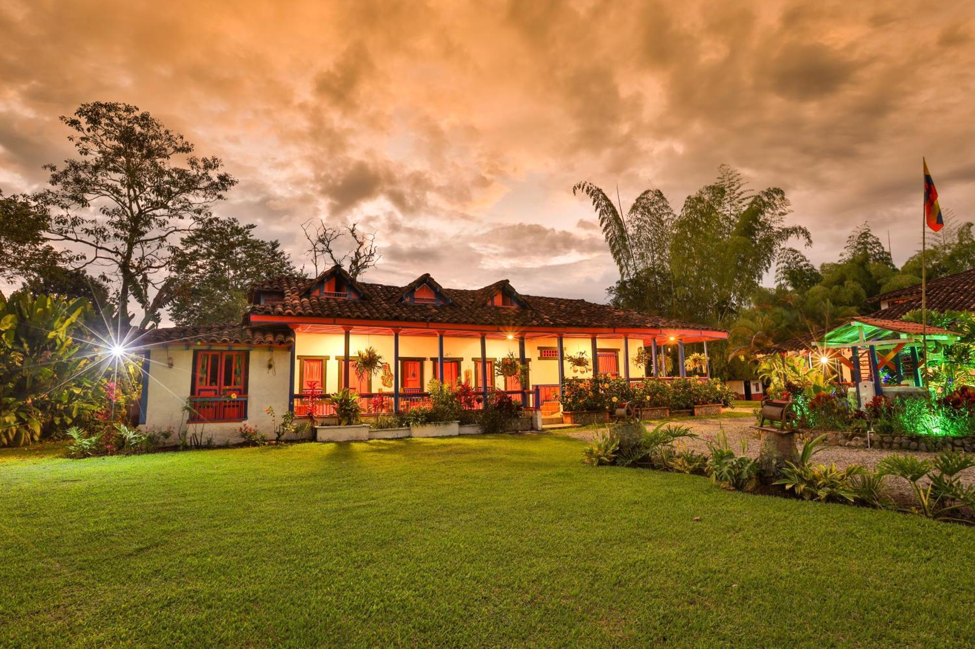 El Percal Hacienda Hotel Montenegro Ngoại thất bức ảnh